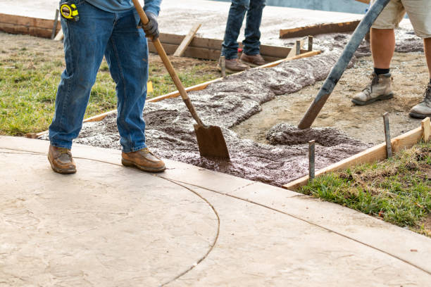 Best Custom Concrete Contractor  in Santa Nella, CA